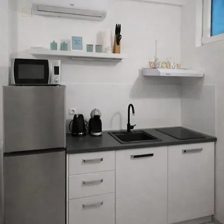Ema Apartment